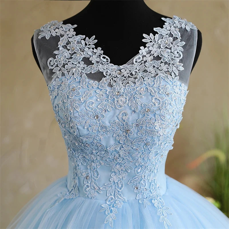 Spring New Sky Blue Quinceanera Dresses Sleeveless V-neck For Party Sweet Ball Gown Lace Appliques Prom Dress Customize Vestido (ZD17290)