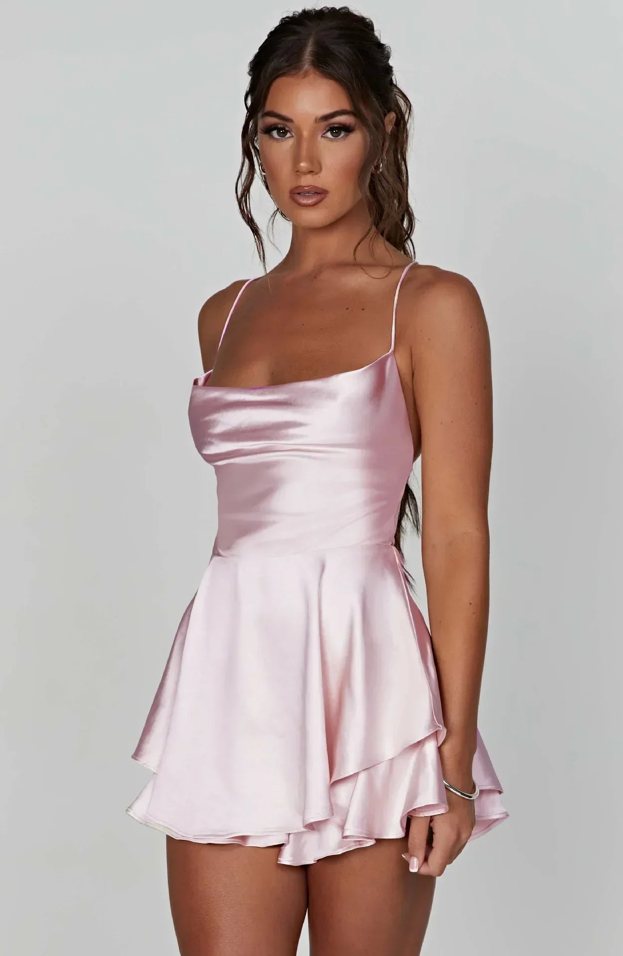 Slimming Solid Color Short Silk Dress