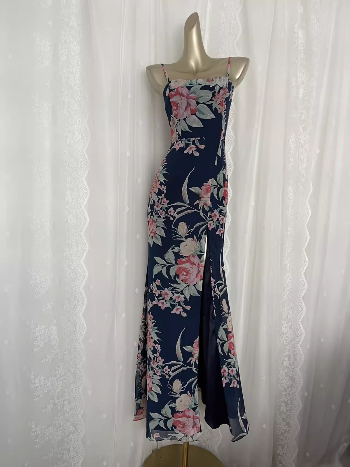 Vintage Sheath Spaghetti Straps Blue Rose Travel Vacation Floral Beach Dress Long Dress - FashionDia