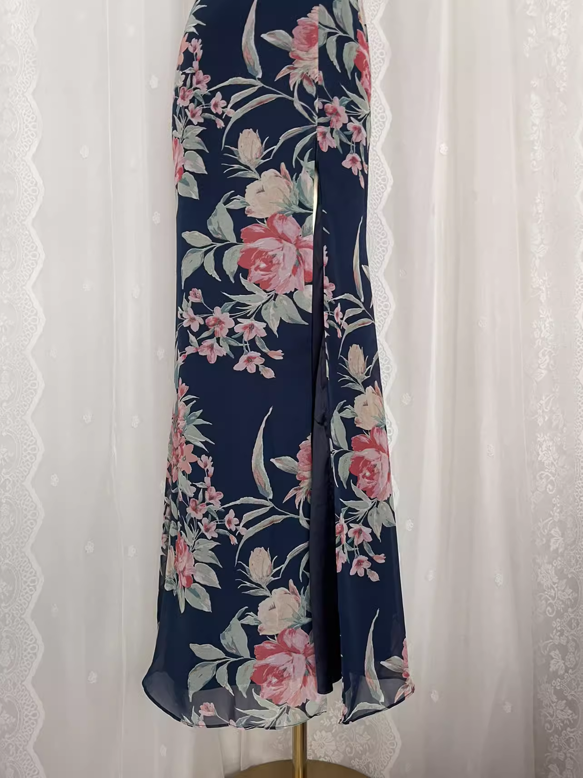 Vintage Sheath Spaghetti Straps Blue Rose Travel Vacation Floral Beach Dress Long Dress - View 4 | FashionDia