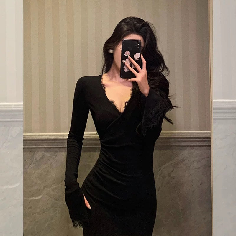 Classy Mermaid V Neckline Long Sleeves Black Prom Dresses Birthday Outfits - View 3 | FashionDia