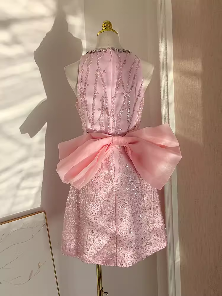 Sexy A-Line Scoop Pink Sequin Travel Vacation Dress Short Birthday Dress - View 2 | FashionDia