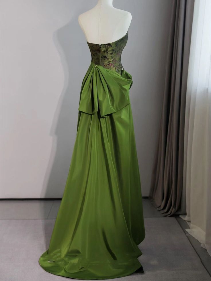 Sexy Green Sweetheart Embroidery Sheath Column Prom Dress - View 3 | FashionDia