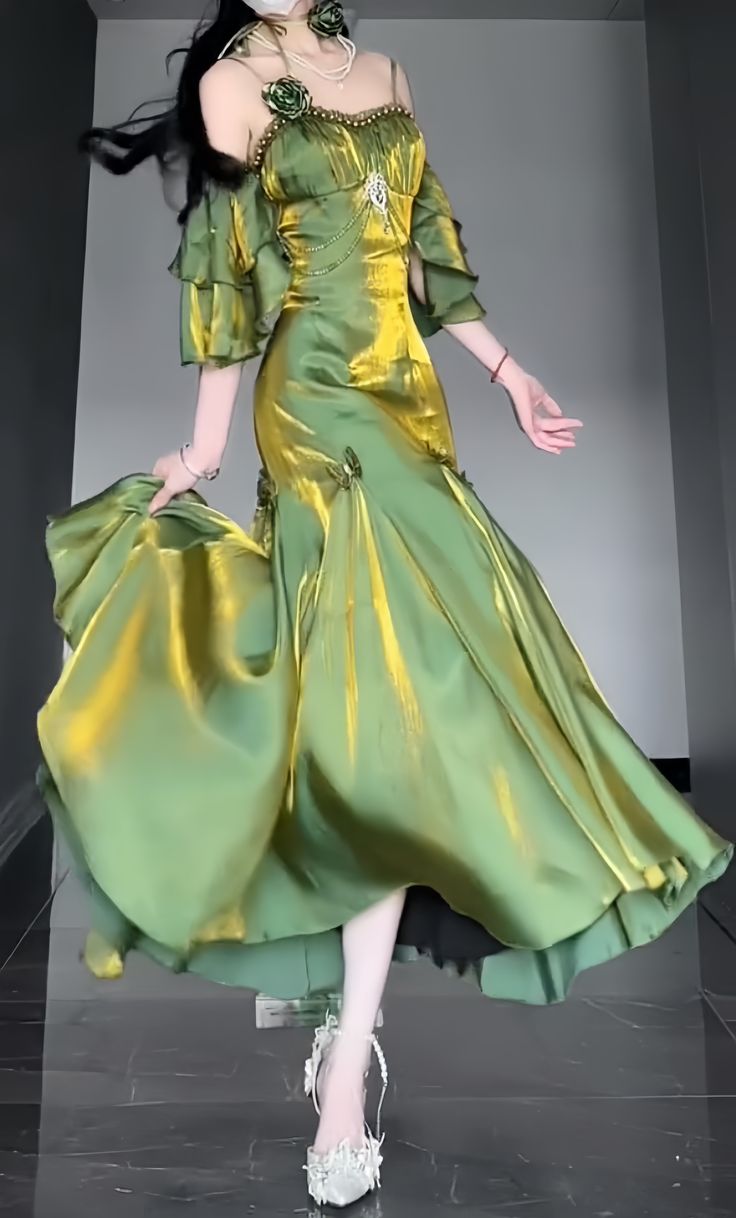 Retro Mermaid Spaghetti Straps Green Satin Party Dress Long Prom Dresses