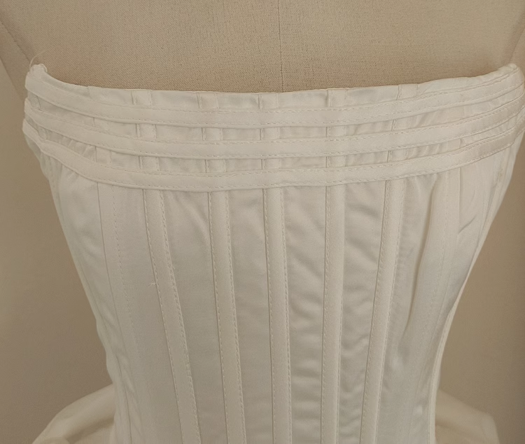 Cute A-Line Strapless White Travel Vacation Dresses Short Satin Birthday Dress - View 3 | FashionDia