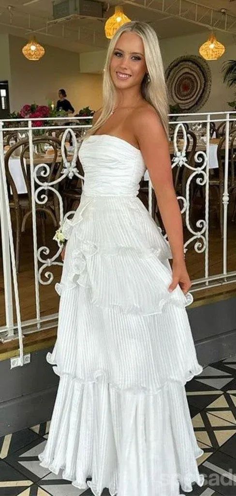 Elegant Soft Sweetheart Sleeveless A-line White Evening Prom Dresses