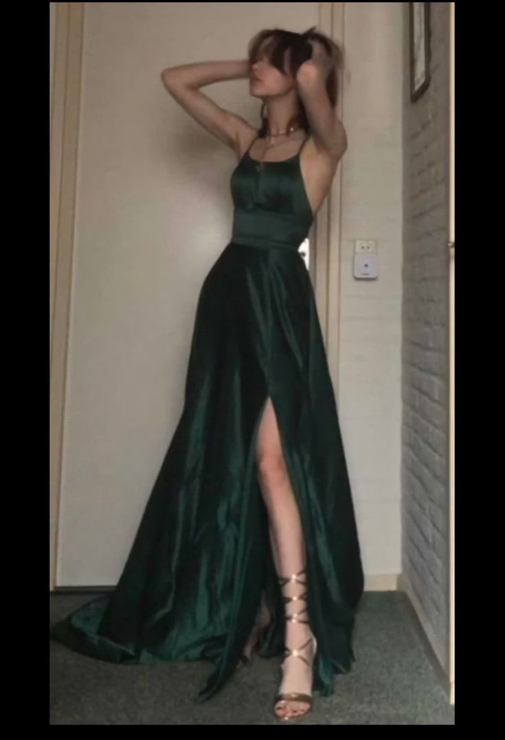 Sexy A Line Halter Dark Green Satin Long Evening Gowns Prom Dresses