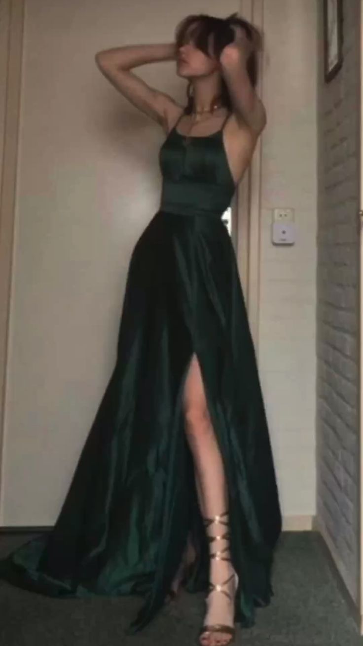 Sexy A Line Halter Dark Green Satin Long Evening Gowns Prom Dresses