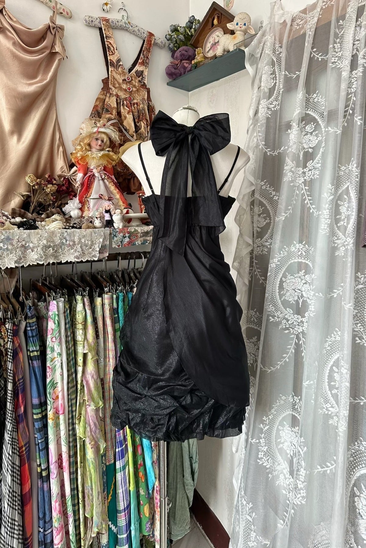 Vintage Fashion A-Line Black Short Length Homecoing Birthday Dress Prom Dresses - View 2 | FashionDia