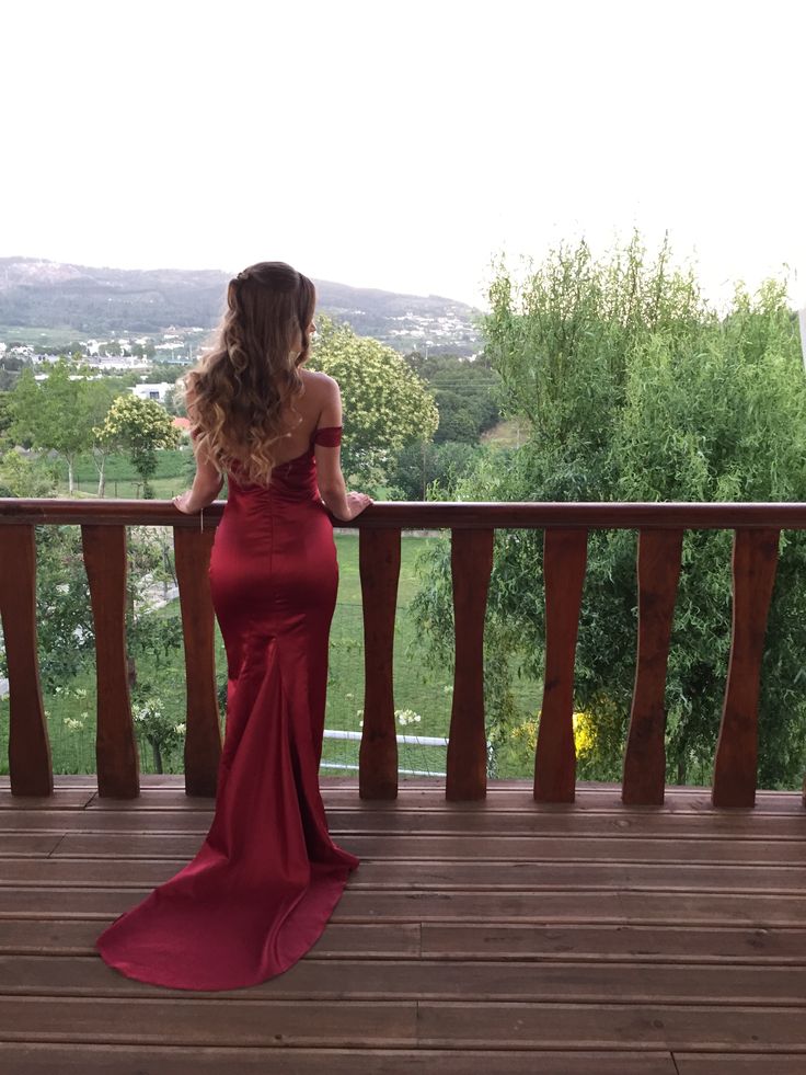 Pretty Mermaid Off The Shoulder Satin Burgundy Prom Dresses Long Party Dress