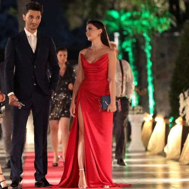 Sexy Mermaid Sweetheart Red Slit Prom Dresses Long Party Dress - FashionDia