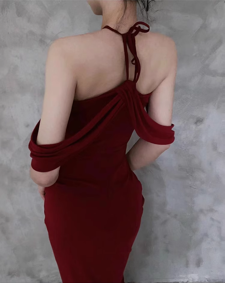 Pretty Sheath Halter Burgundy Prom Dresses Long Birthday Dress - View 5 | FashionDia