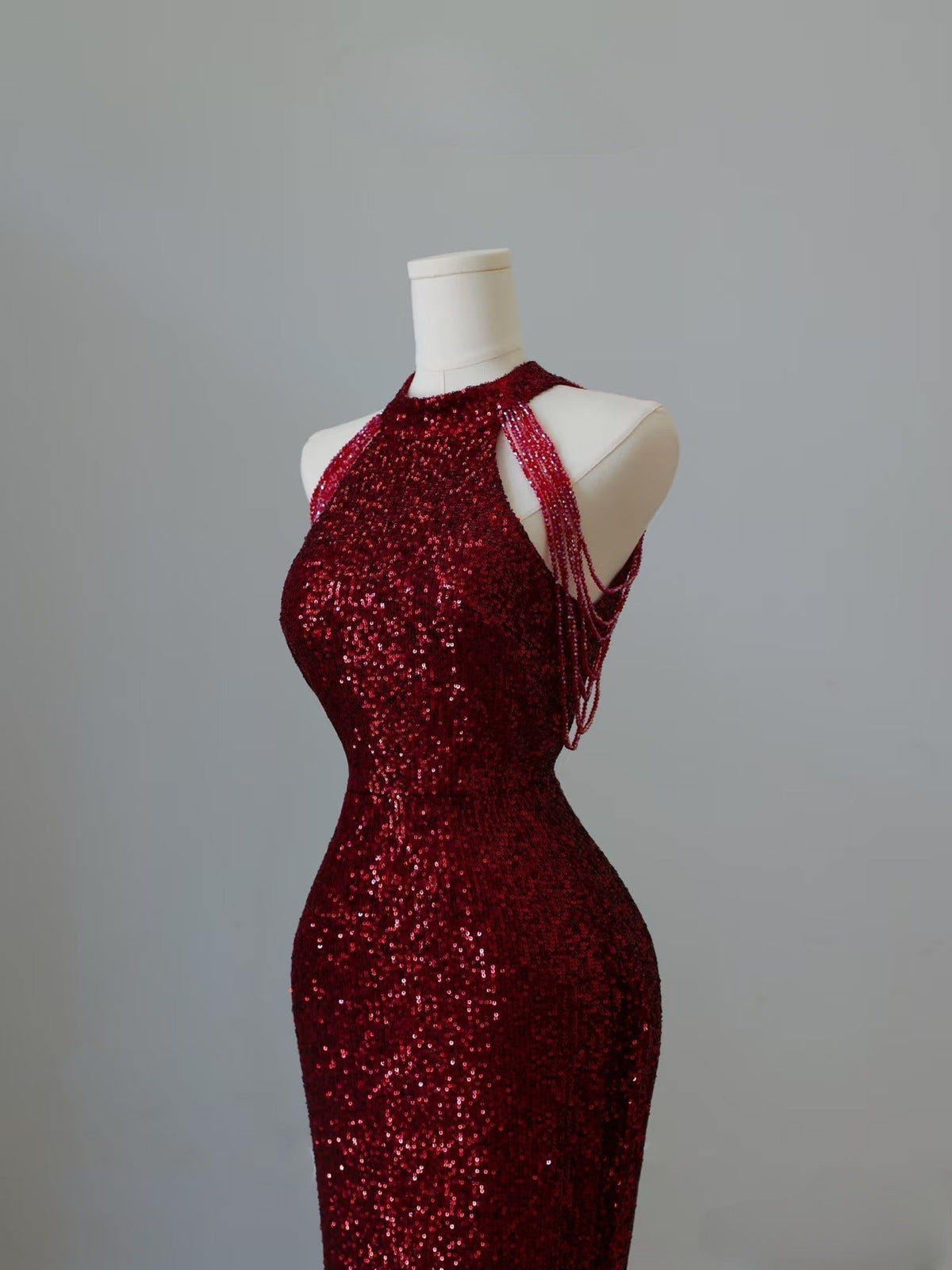 Simple Mermaid Scoop Neckline Burgundy Sequin Long Party Dress Prom Dresses - View 4 | FashionDia