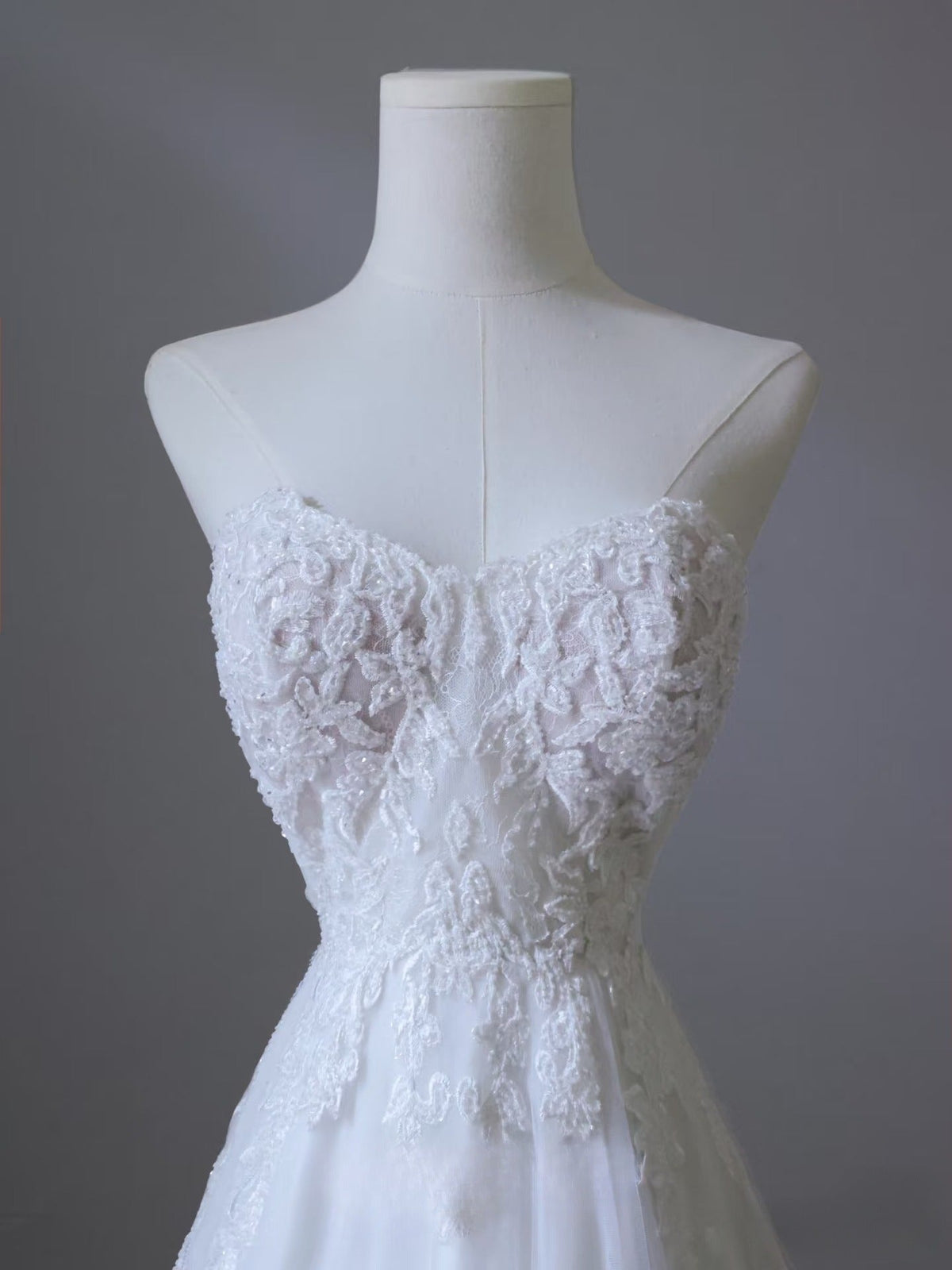Timeless A-Line Sweetheart Tulle White Lace Long Wedding Dress - View 4 | FashionDia