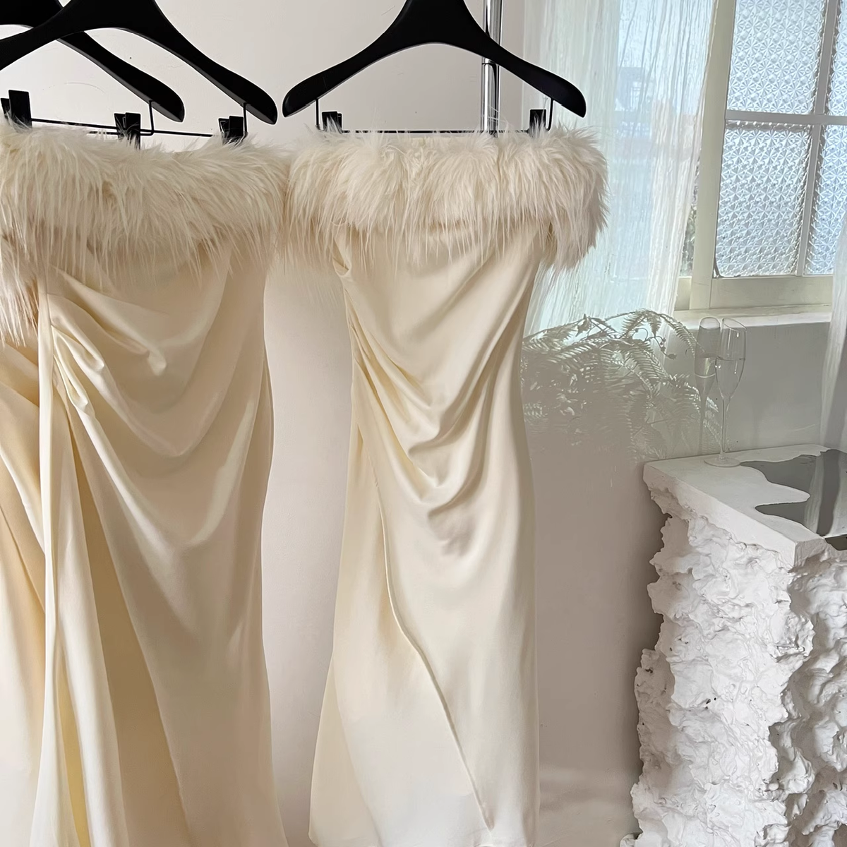 Sheath Strapless Sleeveless Ivory Feather Dress Slit Holiday Dresses - View 4 | FashionDia