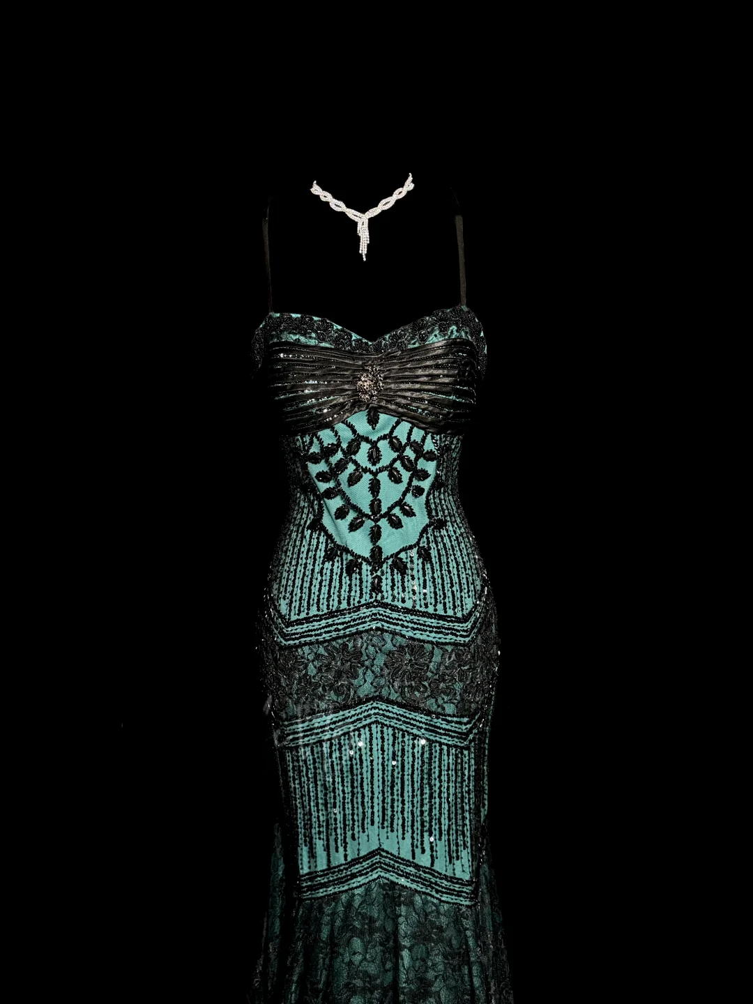 Aesthetic Mermaid Spaghetti Straps Green Prom Dress Long Party Dress - View 5 | FashionDia