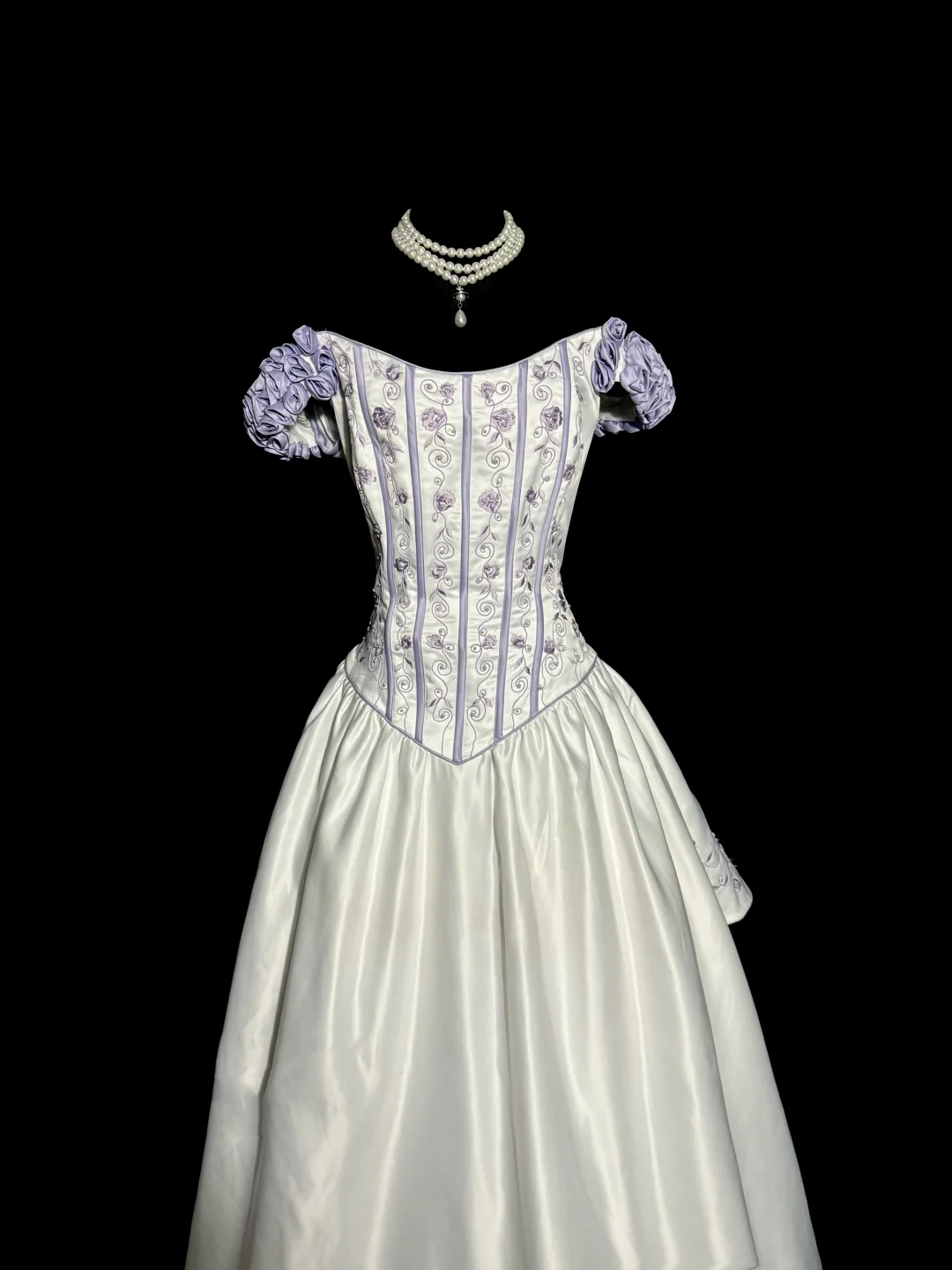 Aesthetic Ball Gown Off-the-Shoulder White Prom Dress Ruffle Long Party Dress - View 4 | FashionDia