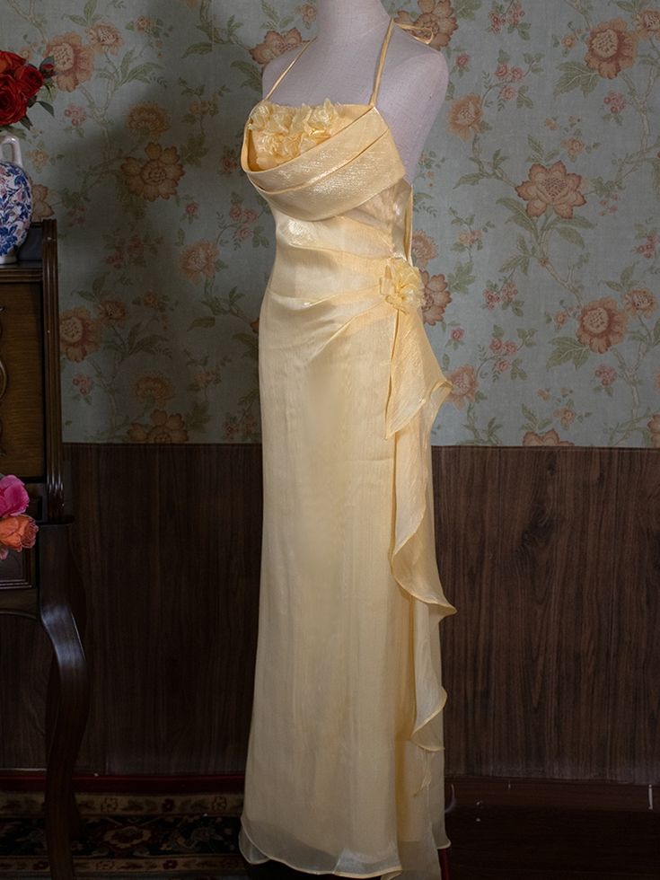 Vintage Yellow Halter Neck Floral Prom Gown Fairy Princess Prom Dress - View 2 | FashionDia