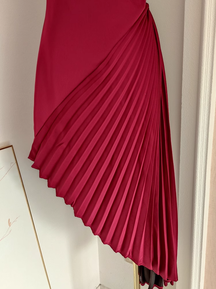 Sexy Sheath Scoop Neckline Burgundy Satin Dinner Party Dresses Birthday Outfits - View 3 | FashionDia