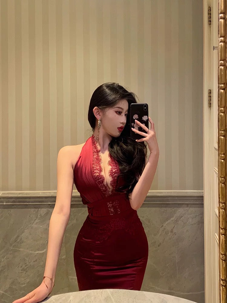 Gorgeous Sheath Halter Burgundy Sleeveless Lace Date Night Dress Prom Dresses Birthday Outfit - View 4 | FashionDia