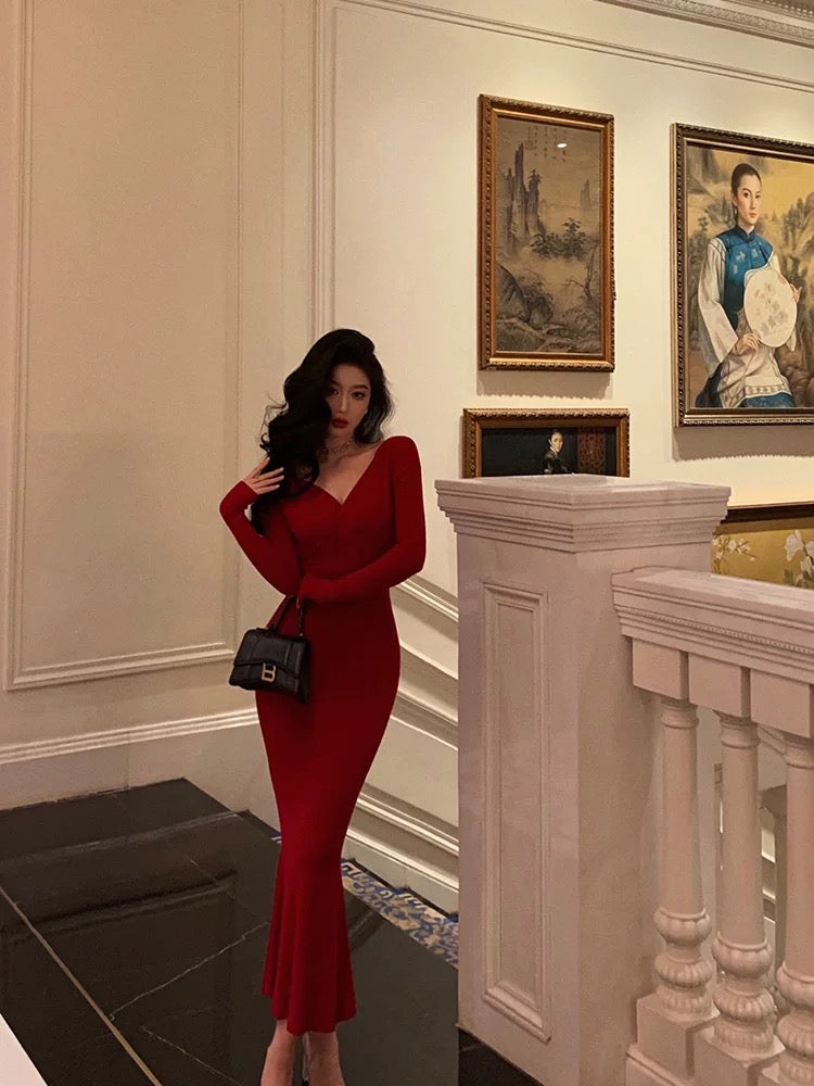Gorgeous Mermaid V Neckline Long Sleeves Red Date Night Dress Prom Dresses Birthday Outfit