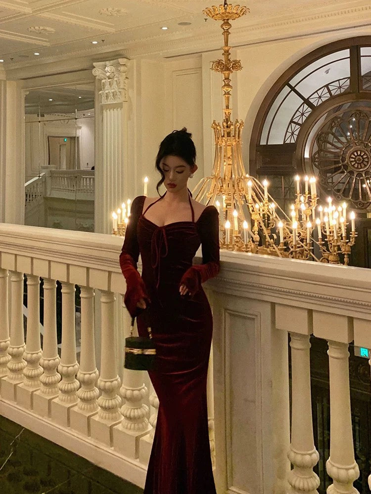 Gorgeous Sheath Halter Long Sleeves Burgundy Velvet Date Night Dress Prom Dresses Birthday Outfit