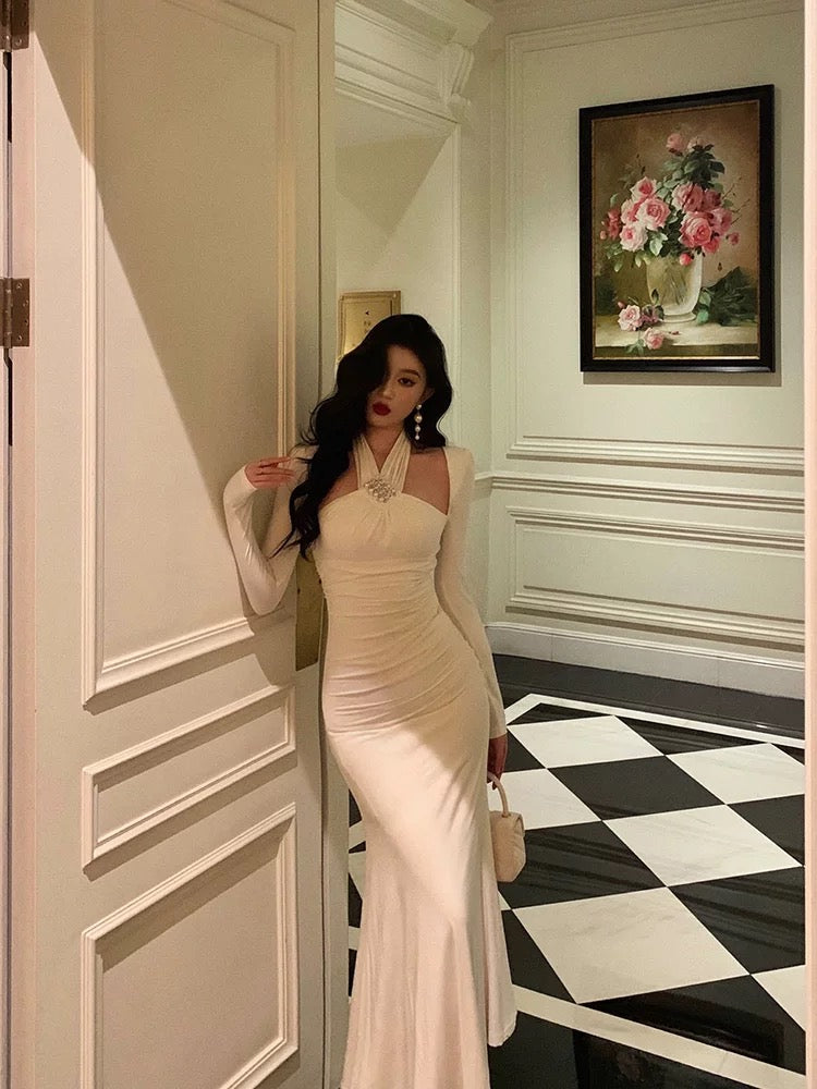 Stunning Sheath Halter Long Sleeves White Date Night Dress Ruffles Prom Dresses Birthday Outfit - View 3 | FashionDia