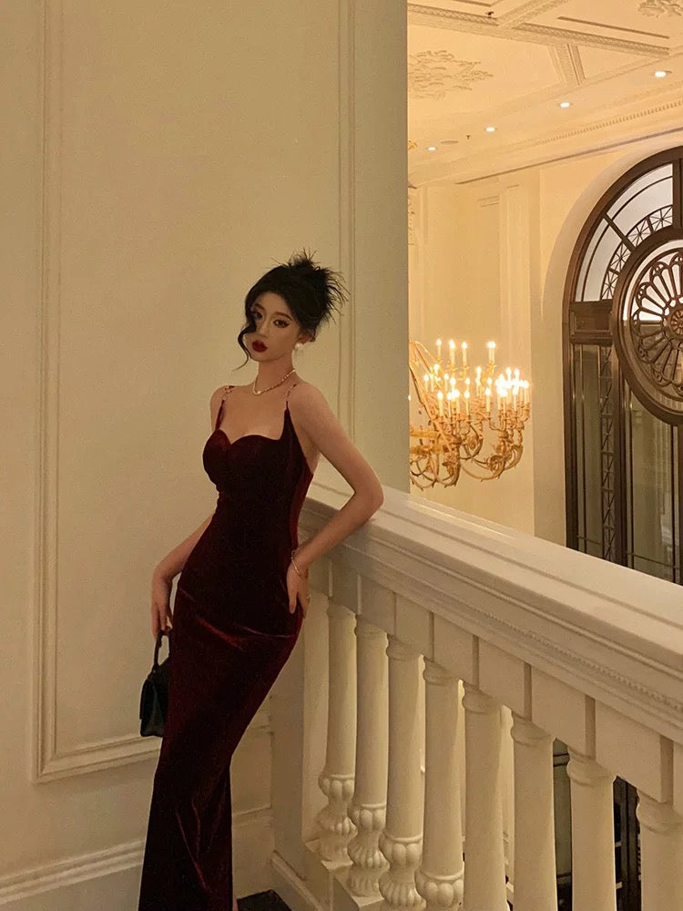 Gorgeous Sheath Spaghetti Straps Velvet Date Night Dress Red Prom Dresses Birthday Outfits