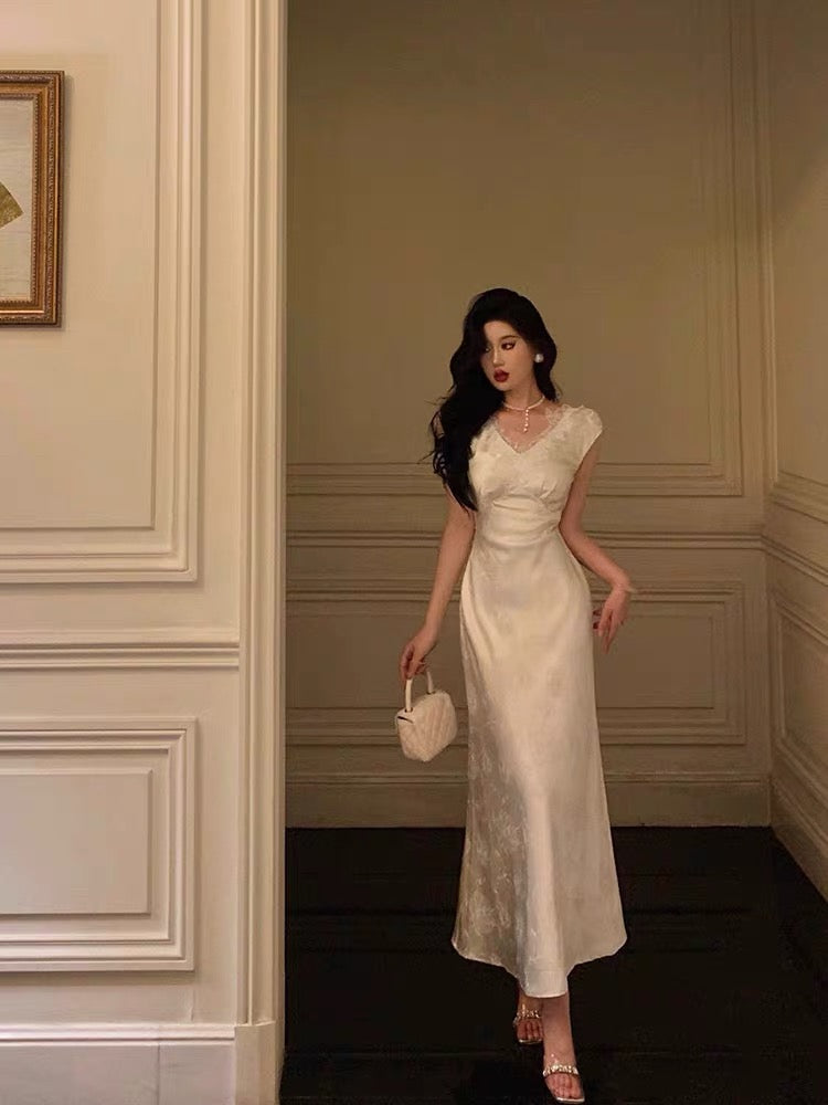 Pretty Sheath V Neckline Satin Floral Prom Dresses Birthday Outfits Evening Gown - FashionDia