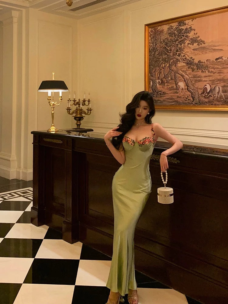 Classy Sheath Spaghetti Straps Green Long Prom Dresses Birthday Outfits Evening Gown - View 4 | FashionDia