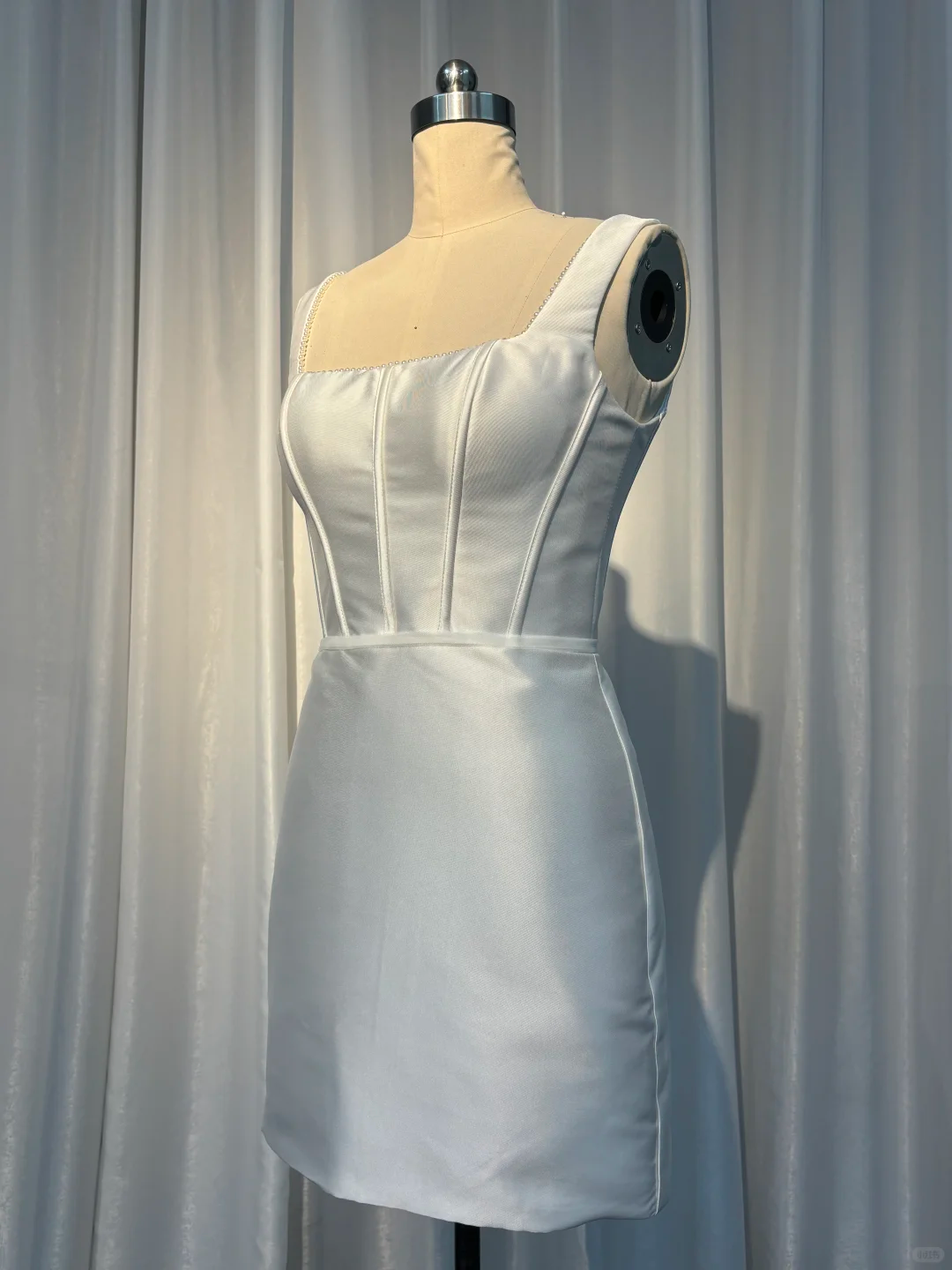 Simple Square Neck Satin Sheath White Short Cocktail Dress Formal Homecoming Dress - FashionDia
