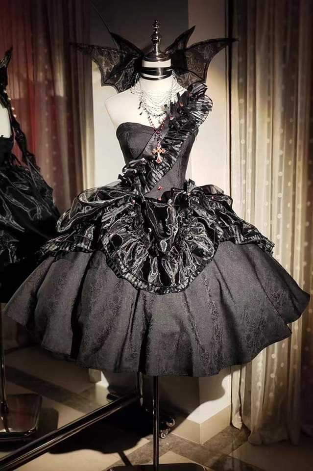 Vintage Black Satin A-Line Short Formal Graduation Homecoming Dress Birthday Outfits - FashionDia