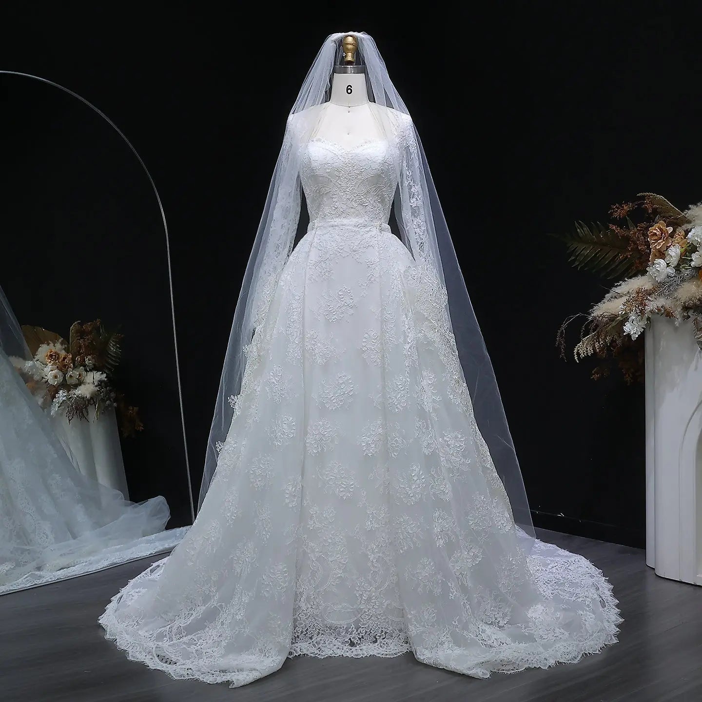 Luxury Lace Sweetheart Long Sleeve Wedding Dress ZP183