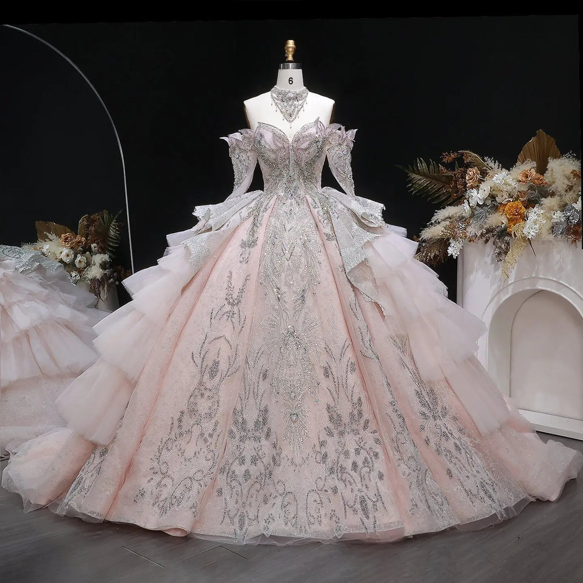 Luxury Embroidery Puff Sleeve Ball Gown Wedding Dress ZP156 - VelvetHem