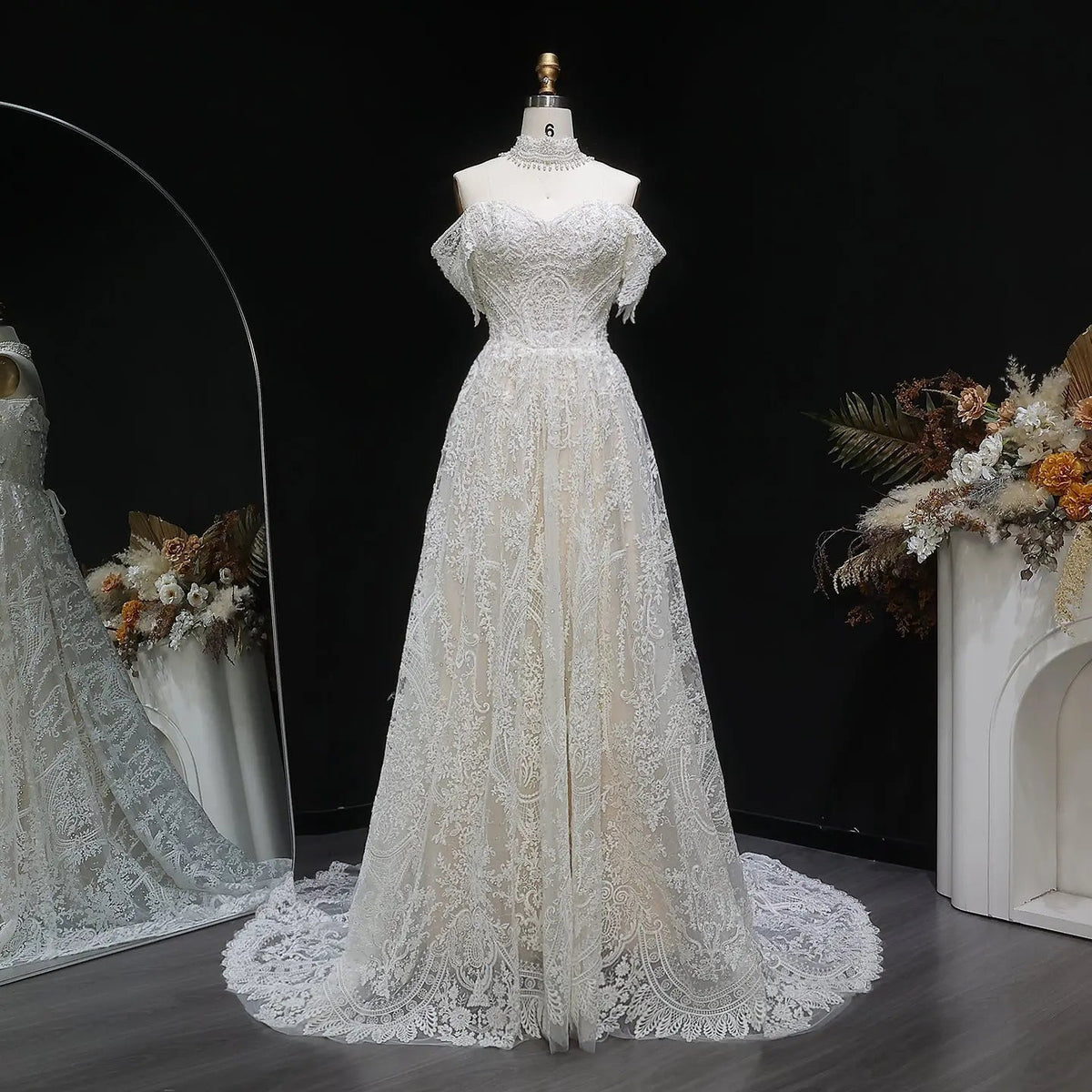 Off White Elegant Lace Pearl Embroidery Ball Gown Wedding Dress ZP168