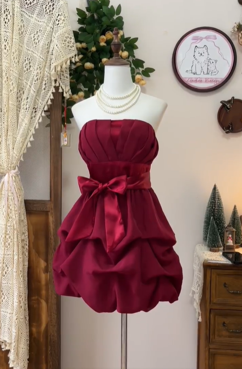 Vintage Burgundy Satin Pleated A-Line Cocktail Dress Strapless Grade Homecoming Dress Birthday Outfits - View 3 | FashionDia