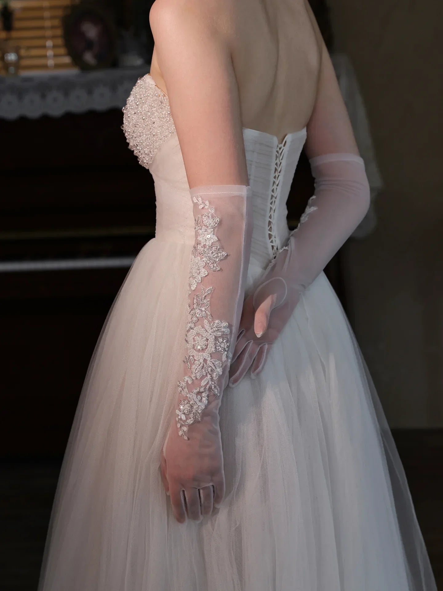 Long Bridal Gloves Flower Leaf Wristband Wedding Glove For Women Girl Party Evening Dress Jewelry Brides Accessories