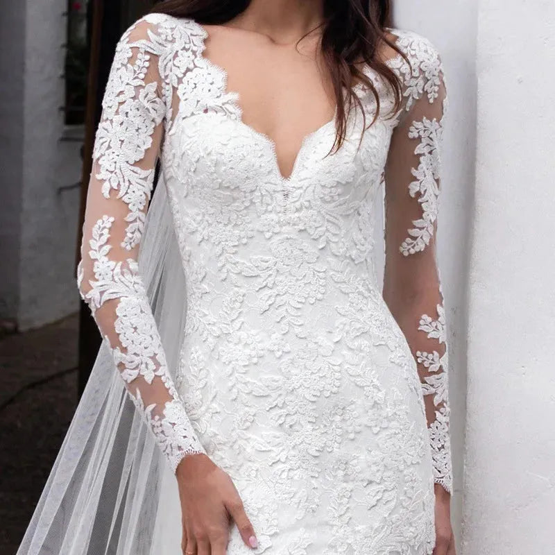Luxury Mermaid Wedding Dress Long Sleeve Lace Applique Sexy V-neck Backless Bridal Dress Court Sweep Vestido De Noiva
