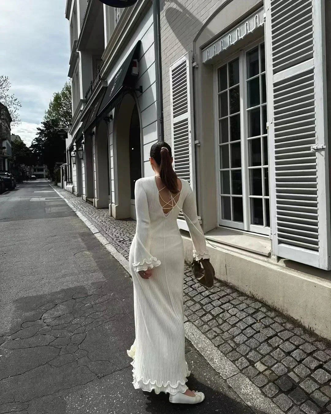 Autumn Ladies Elegant Flared Sleeve Knitted Dress Women Fashion Crew Neck White Slim Robes Summer Female Party Dresses