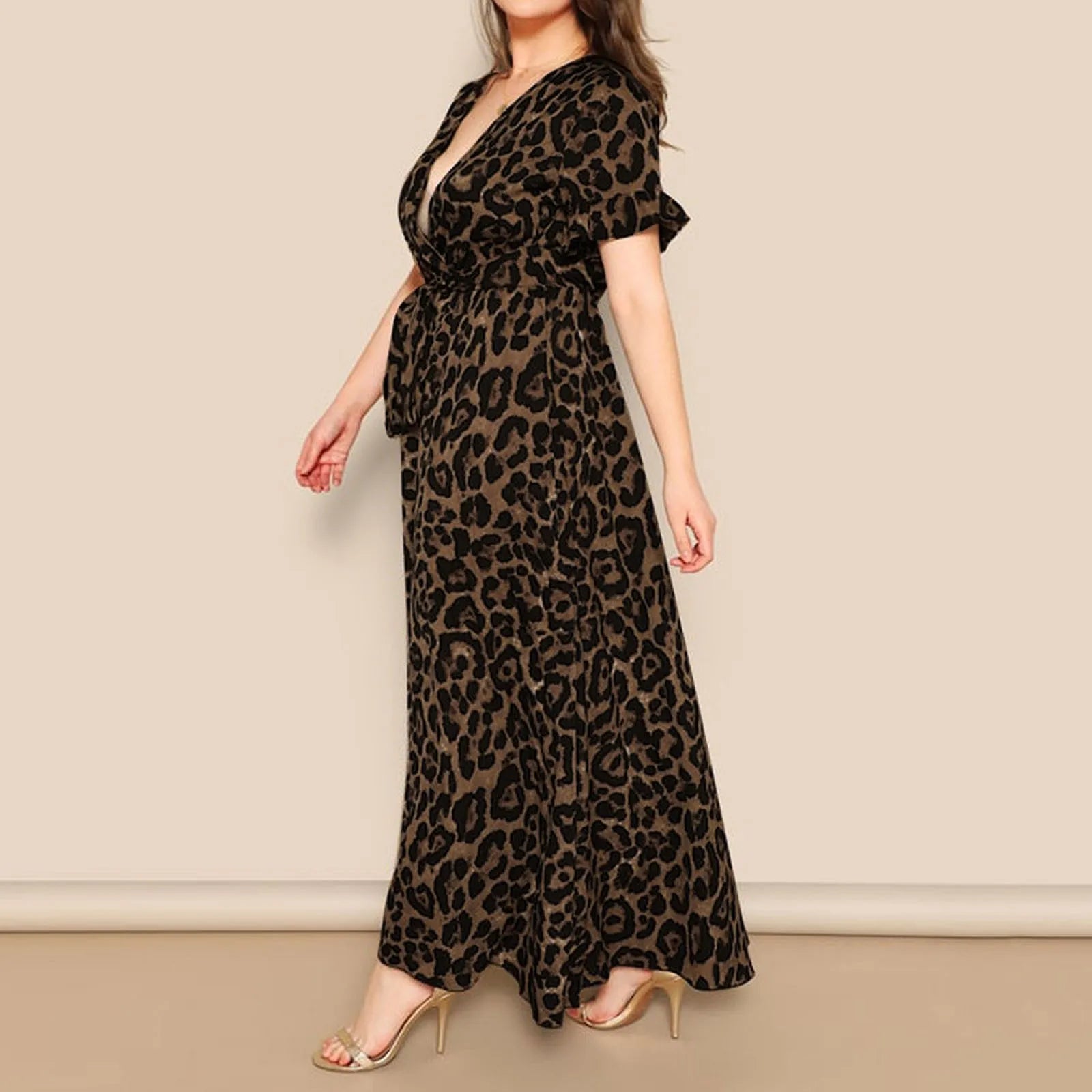 Madalena Classic and Elegant Dress for Women Wedding Guest Look