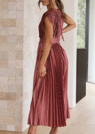 Ilaria Aesthetic Dress with Sleeves Premium Wardrobe Essential