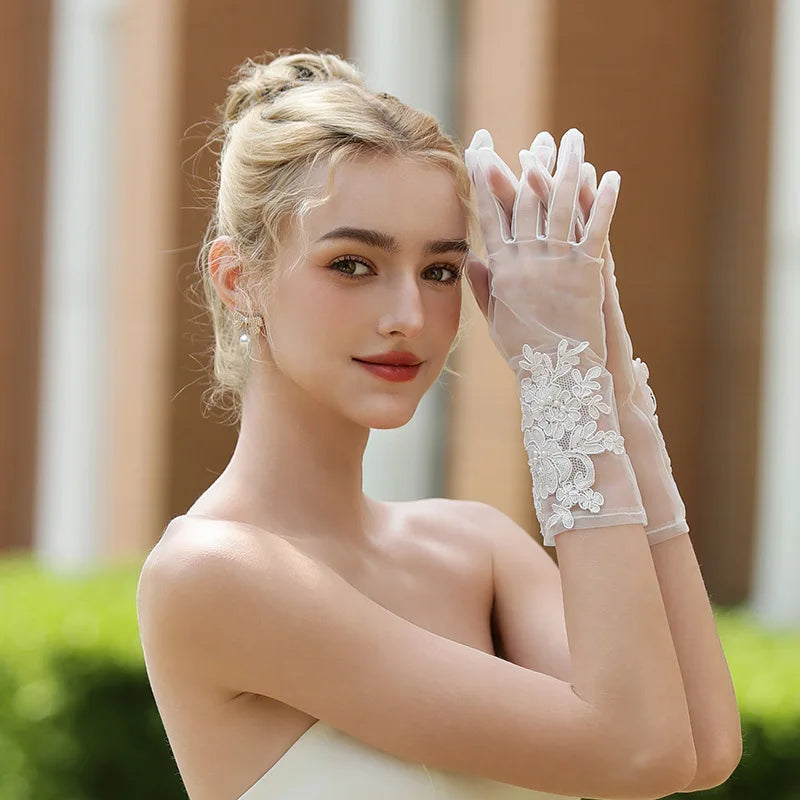Short Bridal Gloves Pearl Wristband Wedding Glove For Women Girl Gift Party Evening Dress Jewelry Bride Accessories