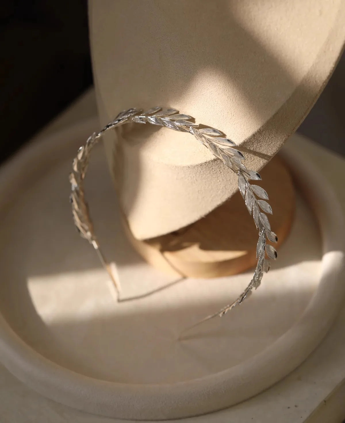 Silver Color Headband Hairband Leaf Headpiece Headdress Brides Birthday Gift Tiara Crown Bridal Jewelry Wedding Hair Accessories - View 5 | FashionDia