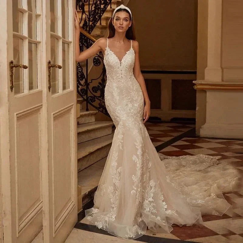 Sexy Spaghetti Straps Mermaid Vestidos De Novia Appliques Vestido De Noiva V-Neck Wedding Dresses Lace Robe De Mariée by payinti