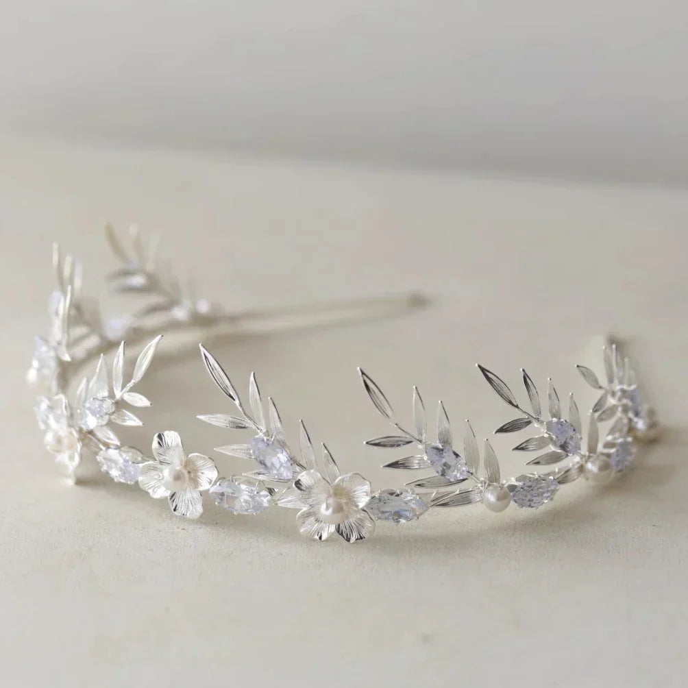 Bridal Hair Jewelry Pearl Crystal Tiara Headband Leaf Flower Headpiece For Brides Silver Color Headdress Wedding Accessories a