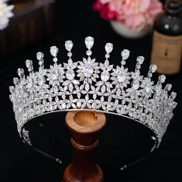 Bridal Hair Jewelry AAA Zircon Tiaras and Crowns Zirconia Headpiece For Brides Women Princess Queen Headband Wedding Accessories - FashionDia