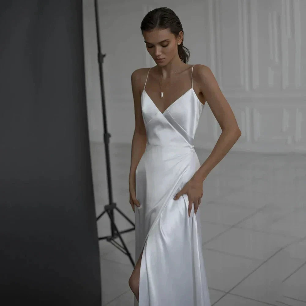 Simple A Line Satin Wedding Dress V Neckline Spaghetti Straps Bridal Gown Sexy High Split Backless Vestido De Novia Custom Made (ZD13507)