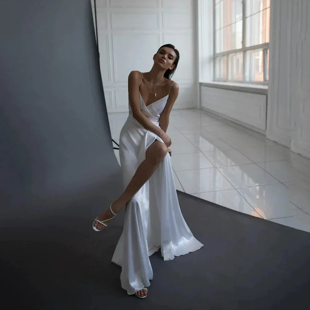 Simple A Line Satin Wedding Dress V Neckline Spaghetti Straps Bridal Gown Sexy High Split Backless Vestido De Novia Custom Made (ZD13507)
