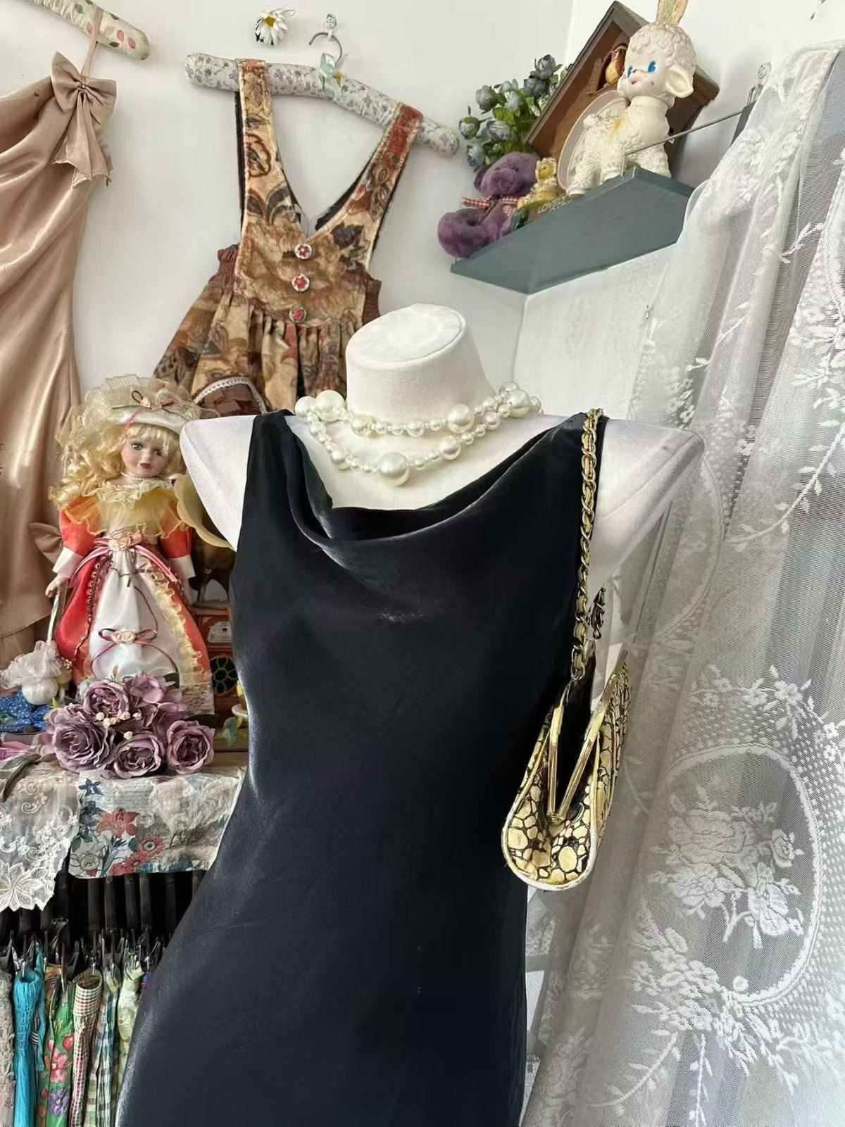 Sleeveless Black Mermaid Prom Dress Retro Evening Gown J10917