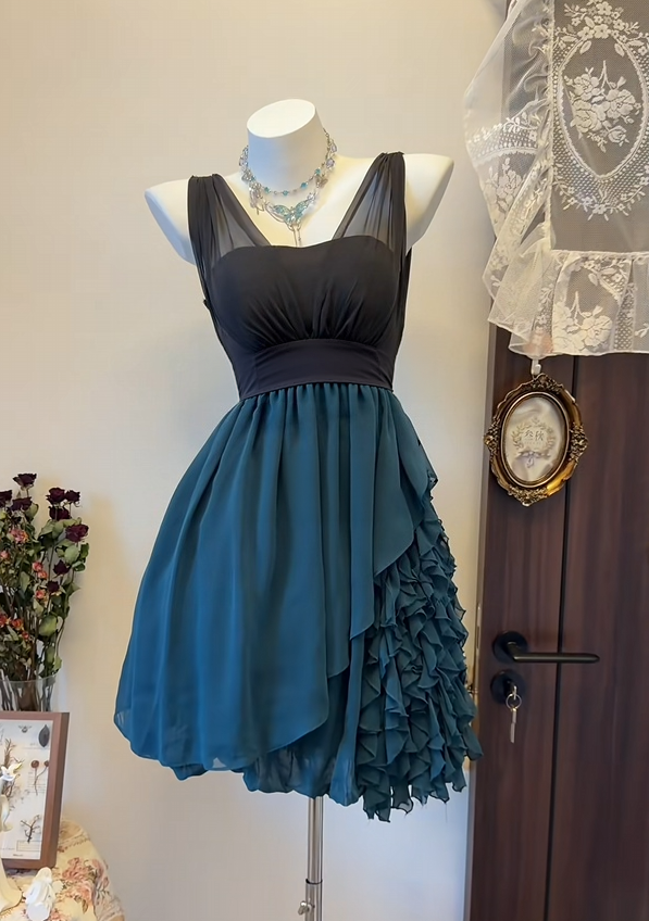 Sleeveless Turquoise Green Chiffon Ruffled Homecoming Dress